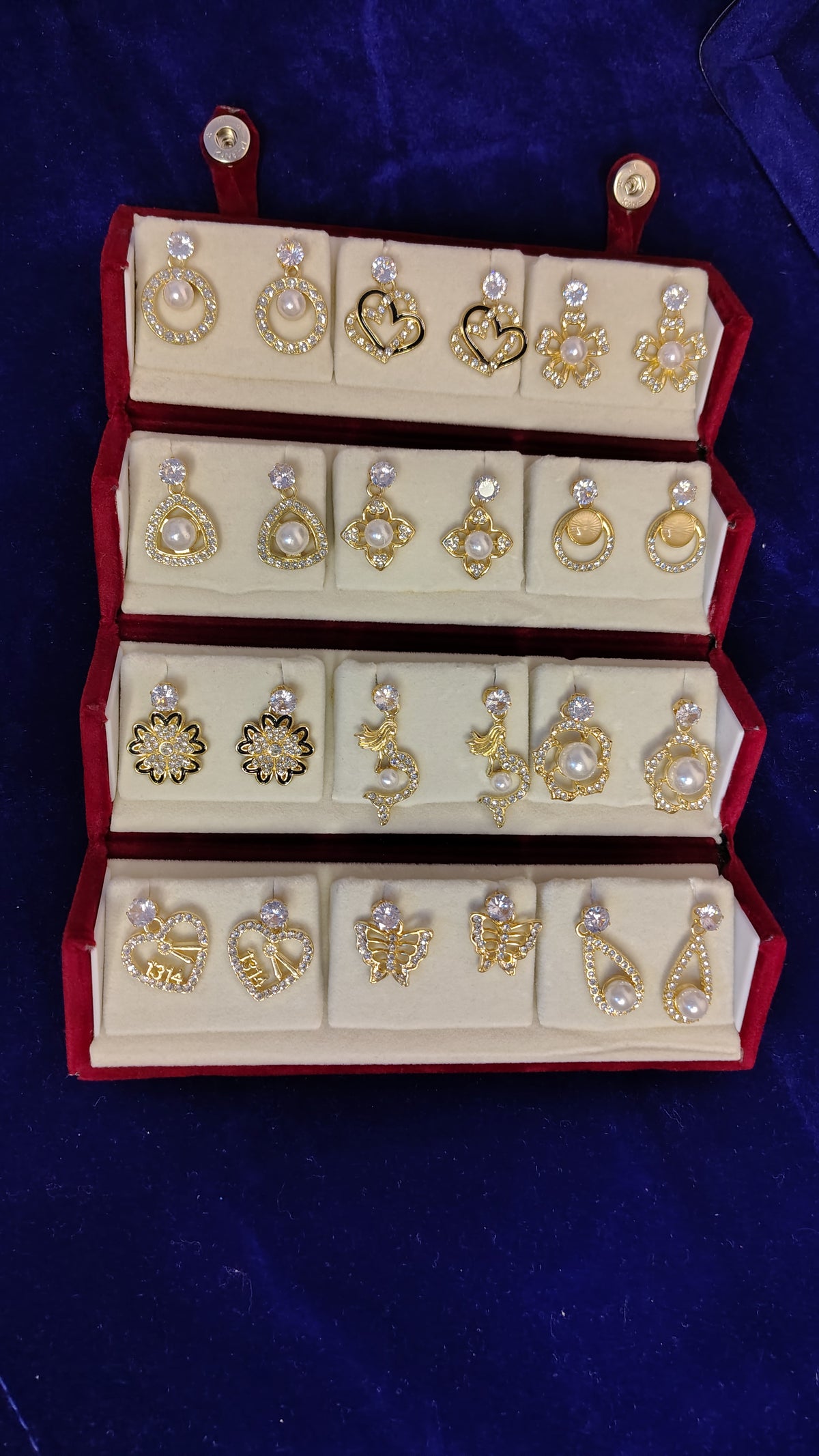 16 Pairs Pearl Crystal Gold Earring Set - All Designs View