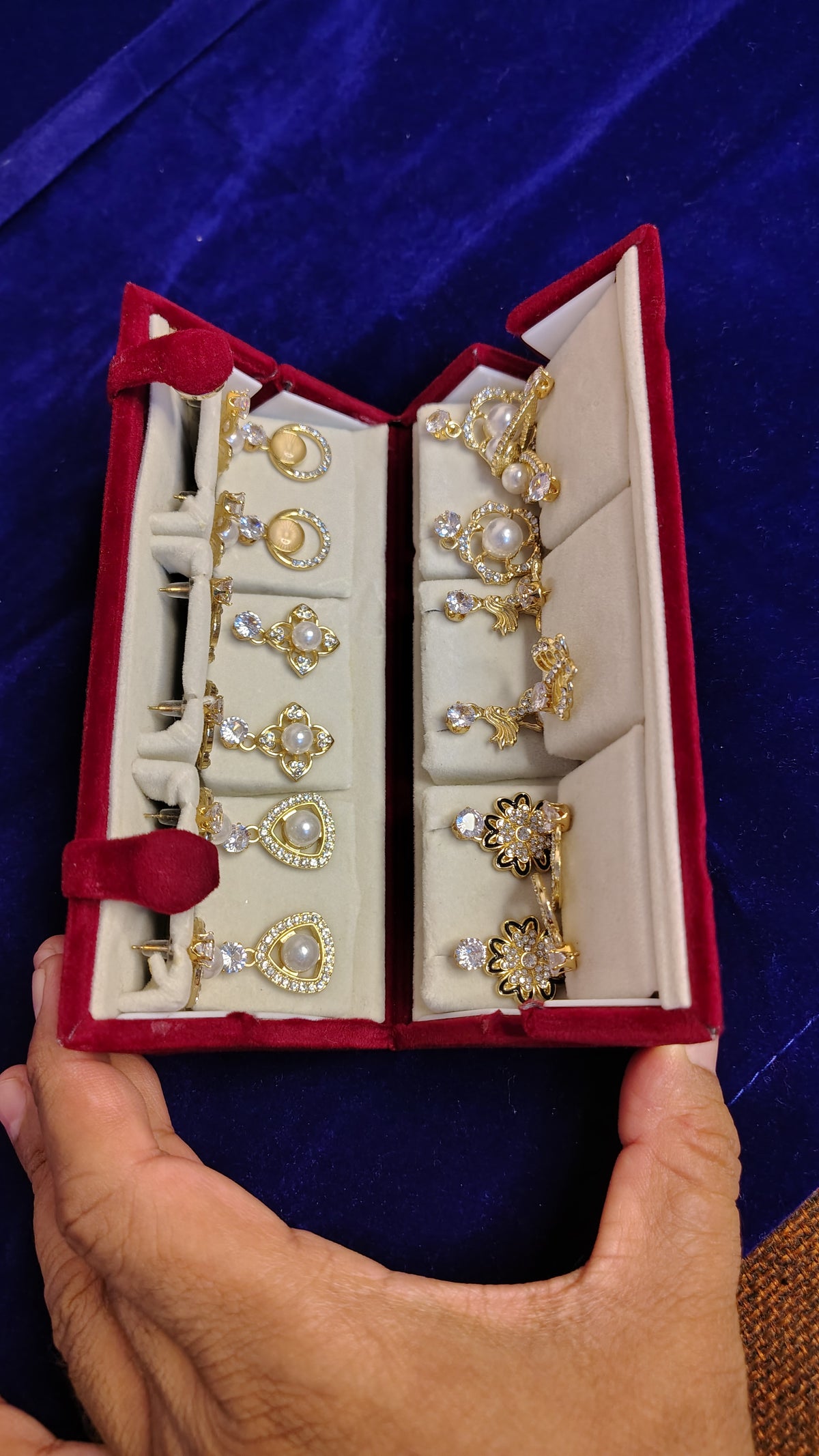 16 Pairs Pearl Crystal Gold Earring Set - Inside Organiser View